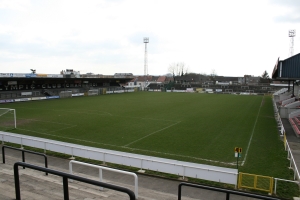 img > Stade de la Neuville