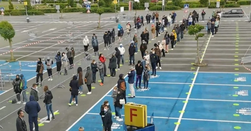 img > Les gens au magasin