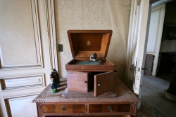 img > Château Gramophone